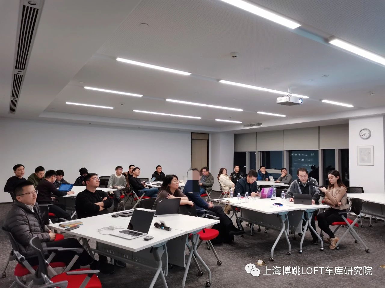 遂宁杭州LOFT车库专题会